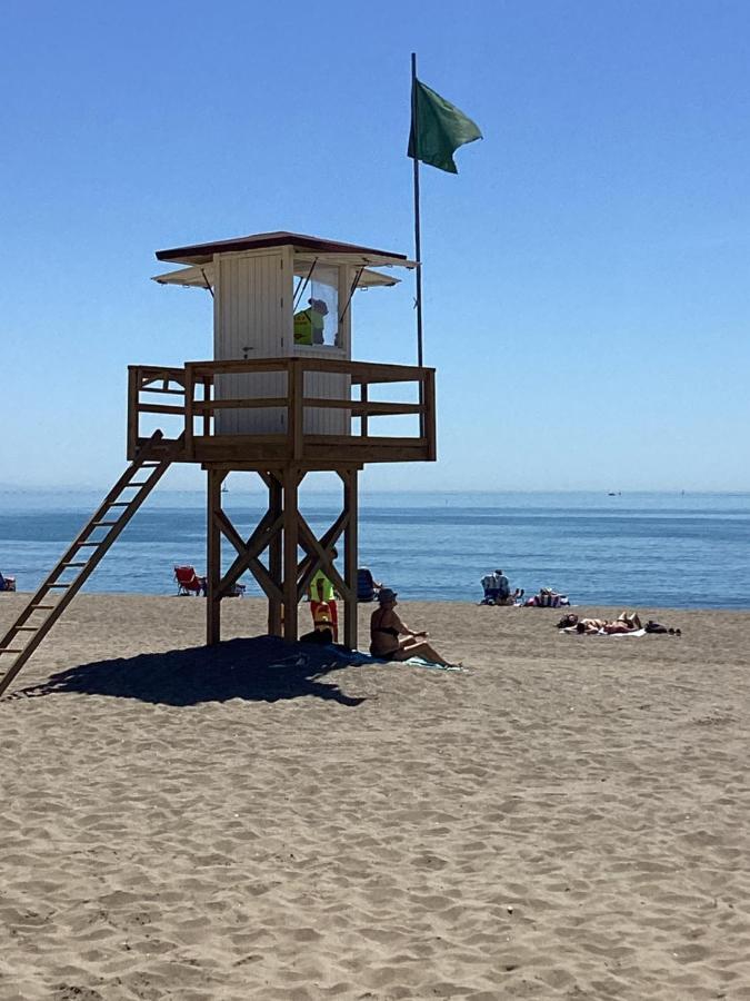 Апартаменти Carihuela Park Palace Apartament Sun&Beach Торремолінос Екстер'єр фото